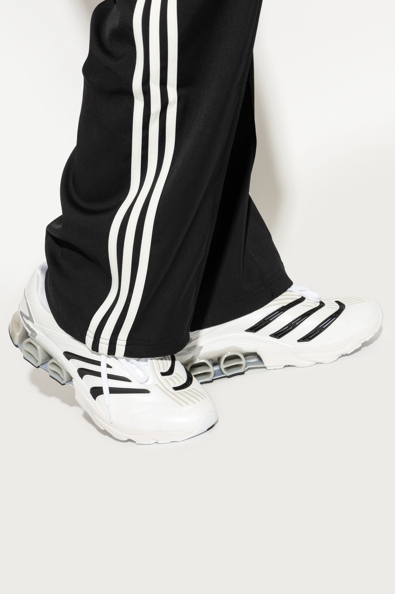 White Sports shoes PREDATOR MEGARIDE ADIDAS Originals - Vitkac Canada